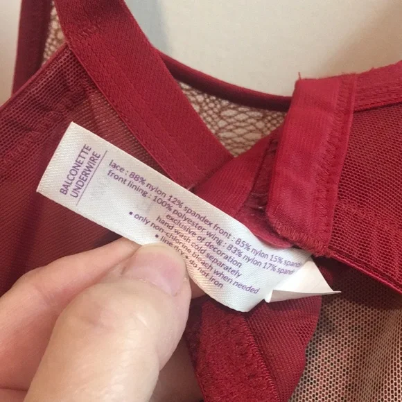 NWOT RED NET BRA❤️‍🔥 - Picture 8 of 8